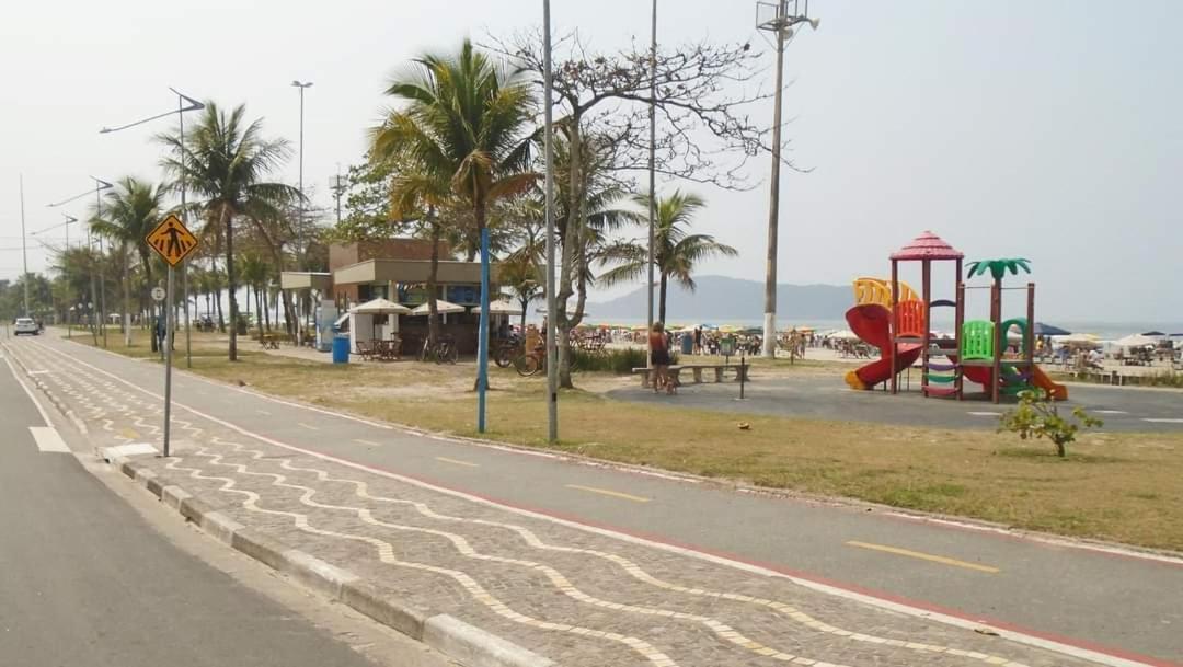 Casa Com Piscina Em 700m Da Bertioga